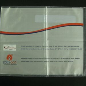ENVELOPE PLÁSTICO PARA ENTREGA DE EXAMES DE DIAGNÓSTICO COM JANELA ABA E FITA 7