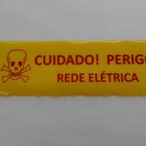 FAIXA DE SINALIZAÇÃO E SEGURANÇA SUBTERRÂNEA CUIDADO PERIGO REDE ELÉTRICA