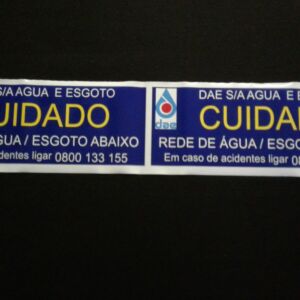 FAIXA DE SINALIZAÇÃO E SEGURANÇA SUBTERRÂNEA  CUIDADO REDE DE ÀGUA E ESGOTO ABAIXO