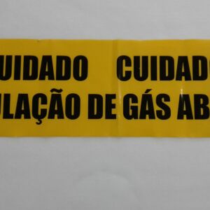 FAIXA DE SINALIZAÇÃO E SEGURANÇA SUBTERRÂNEA CUIDADO TUBULAÇÃO DE GÁS ABAIXO