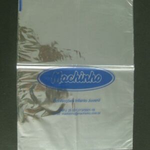 SACO PLÁSTICO PARA CAMISAS, CAMISETAS, CALÇAS, UNIFORMES E ROUPAS EM GERAL COM ABERTURA NA PARTE SUPERIOR