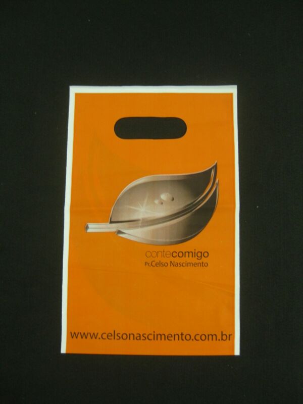 SACOLA PLÁSTICA ALÇA BOCA VAZADA PARA LIVRARIAS - Image 2