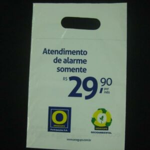 SACOLA PLÁSTICA ALÇA BOCA VAZADA PARA LIXEIRA DE CARRO 4