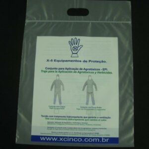SACOLA PLÁSTICA COM FECHO ZIP ALÇA BOCA VAZADA  PARA EPIS CONJUNTO DE PROTEÇÃO,  MACACÃO COM TOUCA CONTRA AGROTÓXICOS