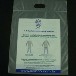 SACOLA PLÁSTICA COM FECHO ZIP ALÇA BOCA VAZADA  PARA EPIS CONJUNTO DE PROTEÇÃO,  MACACÃO COM TOUCA CONTRA AGROTÓXICOS